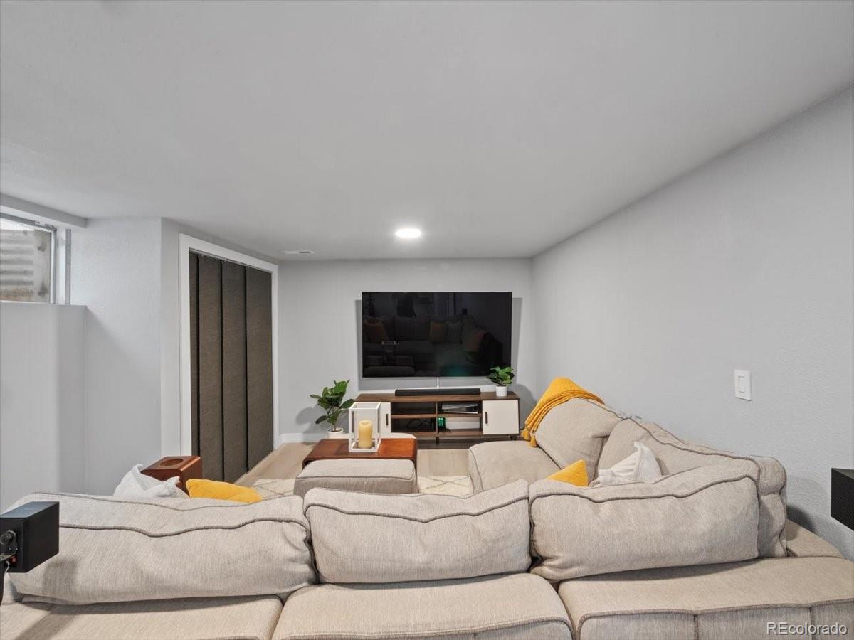 8255 Ammons Circle