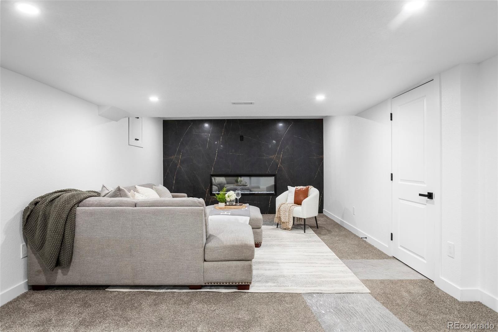 8298 W Morraine Drive
