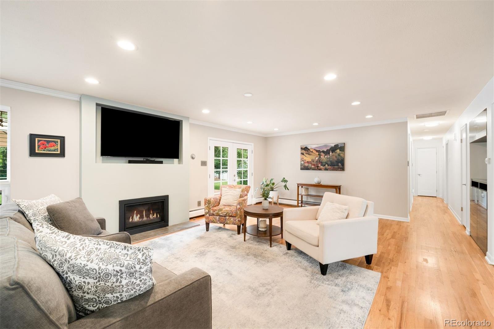 5 Circle Drive