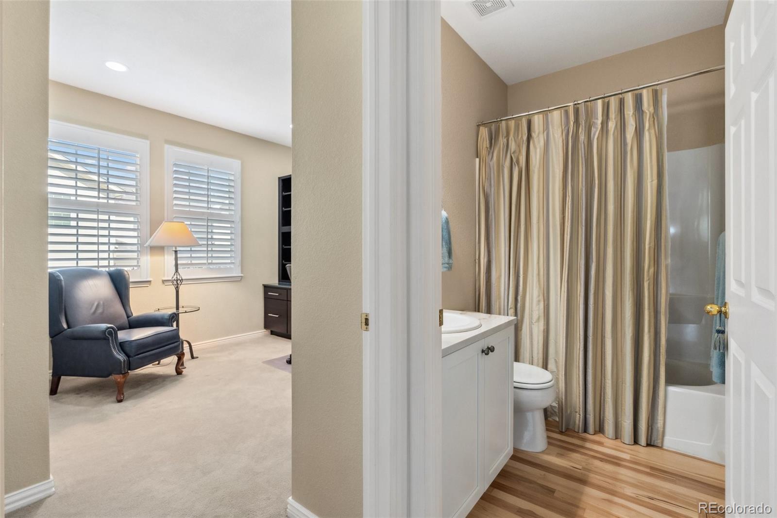 5155 W Quincy Avenue Unit: D-105