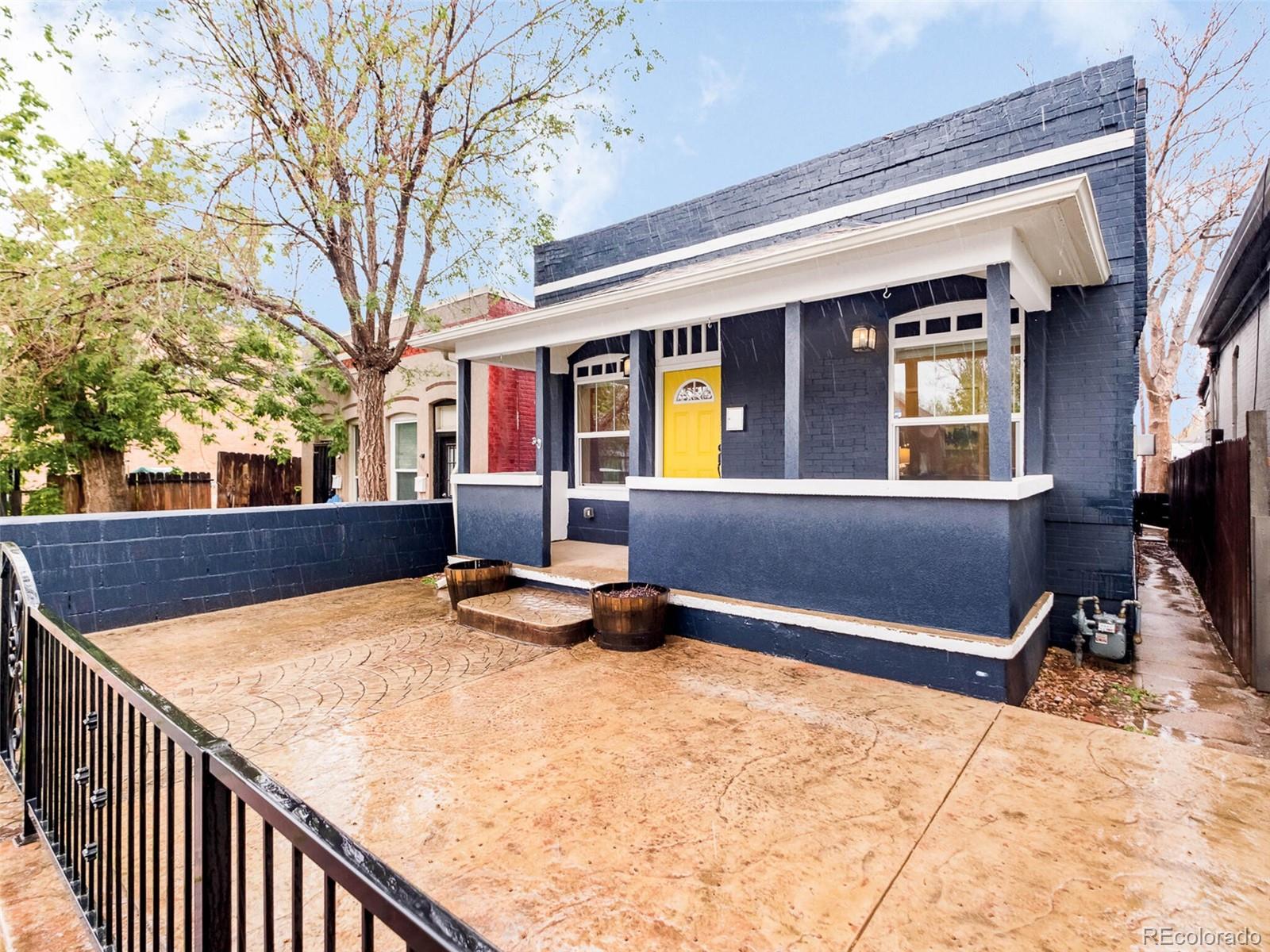 3440 Humboldt Street