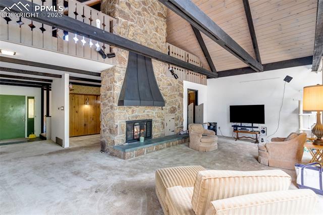 4411 Valli Vista Road