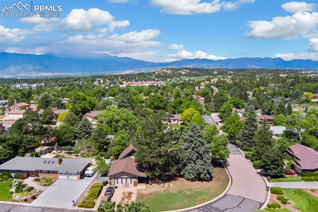 4411 Valli Vista Road
