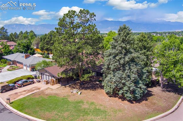 4411 Valli Vista Road