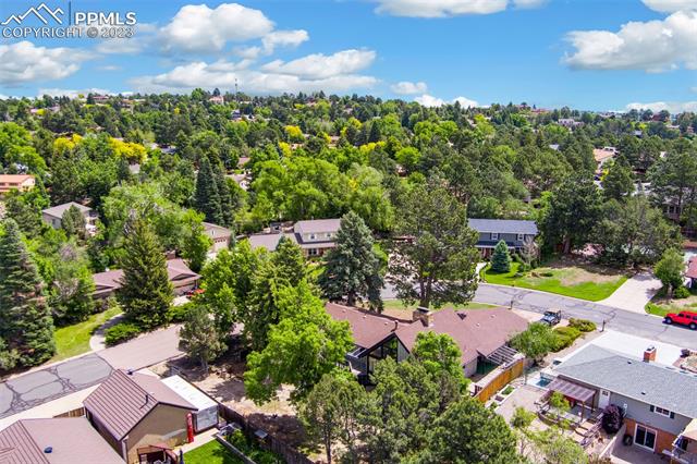 4411 Valli Vista Road