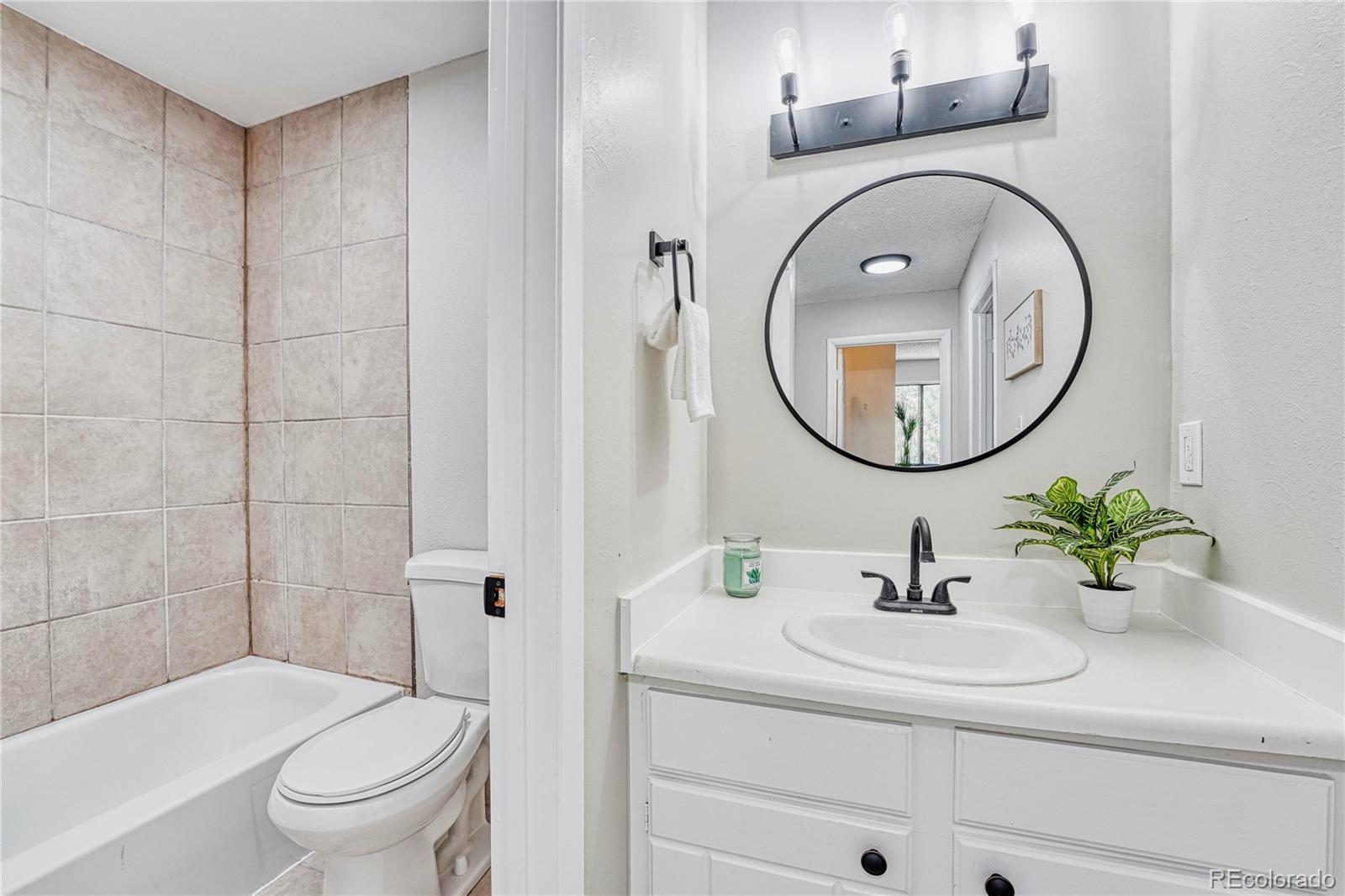 5300 E Cherry Creek South Drive Unit: 825