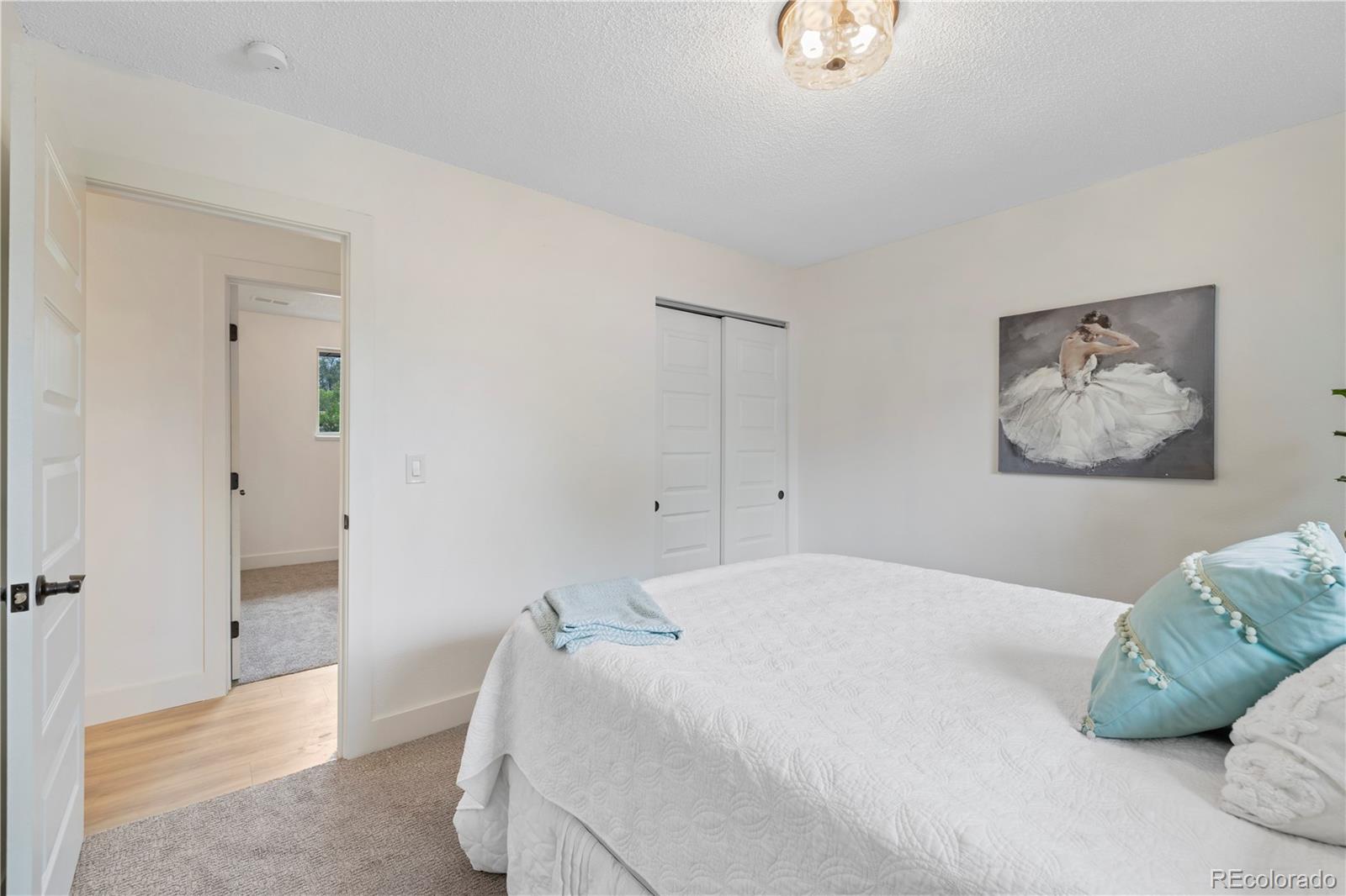 3900 S Hazel Court