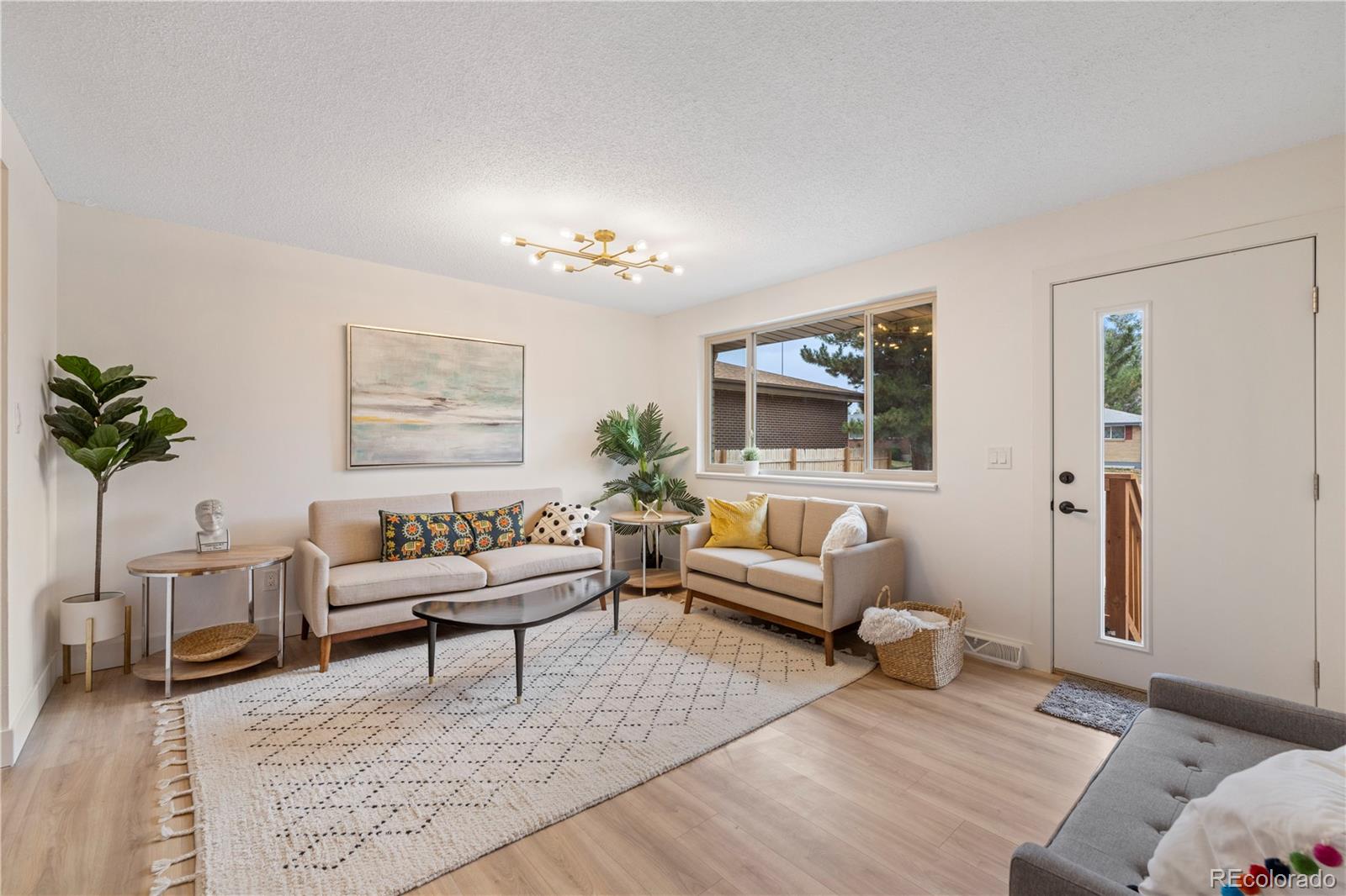 3900 S Hazel Court