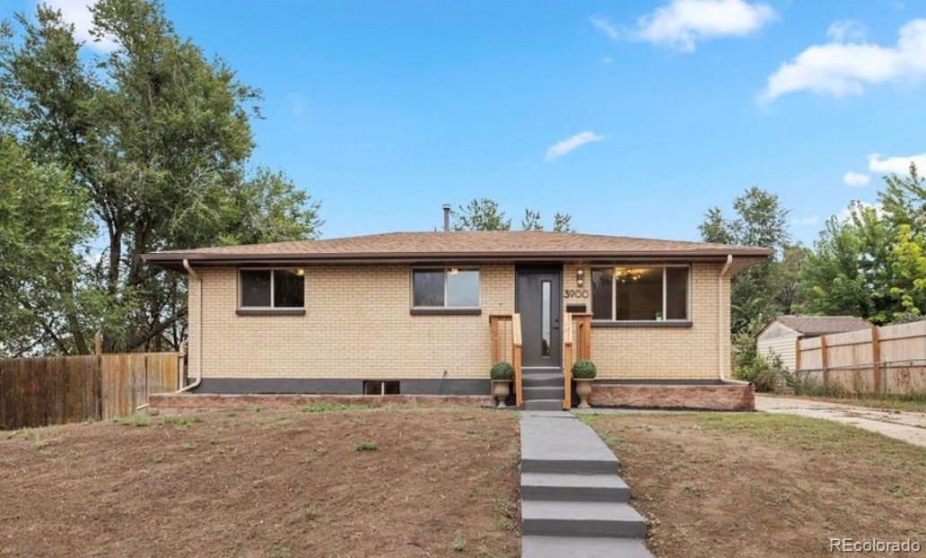 3900 S Hazel Court