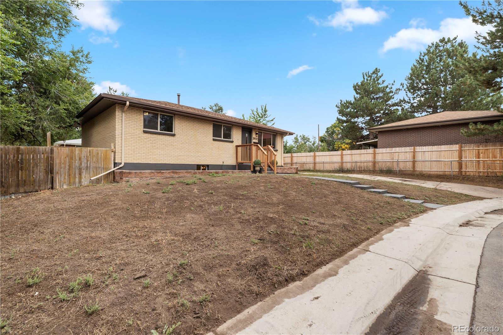 3900 S Hazel Court