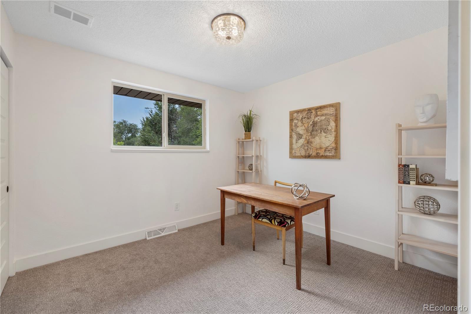 3900 S Hazel Court