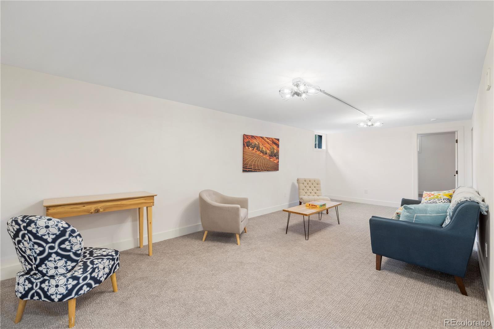 3900 S Hazel Court