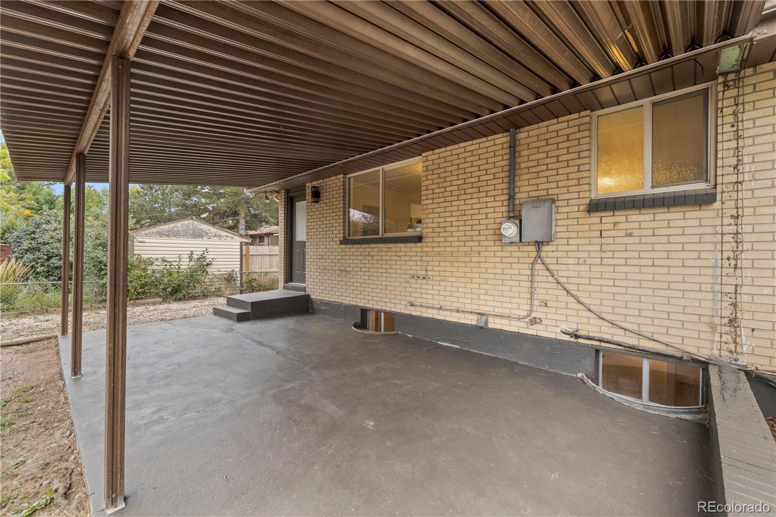 3900 S Hazel Court
