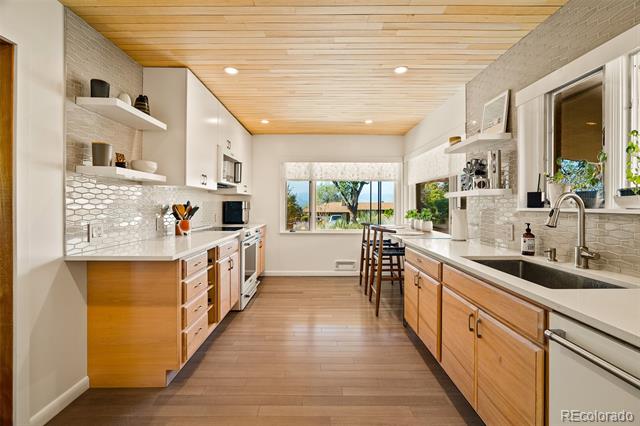 52 Hillside Drive