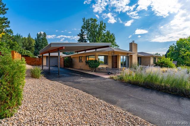 52 Hillside Drive