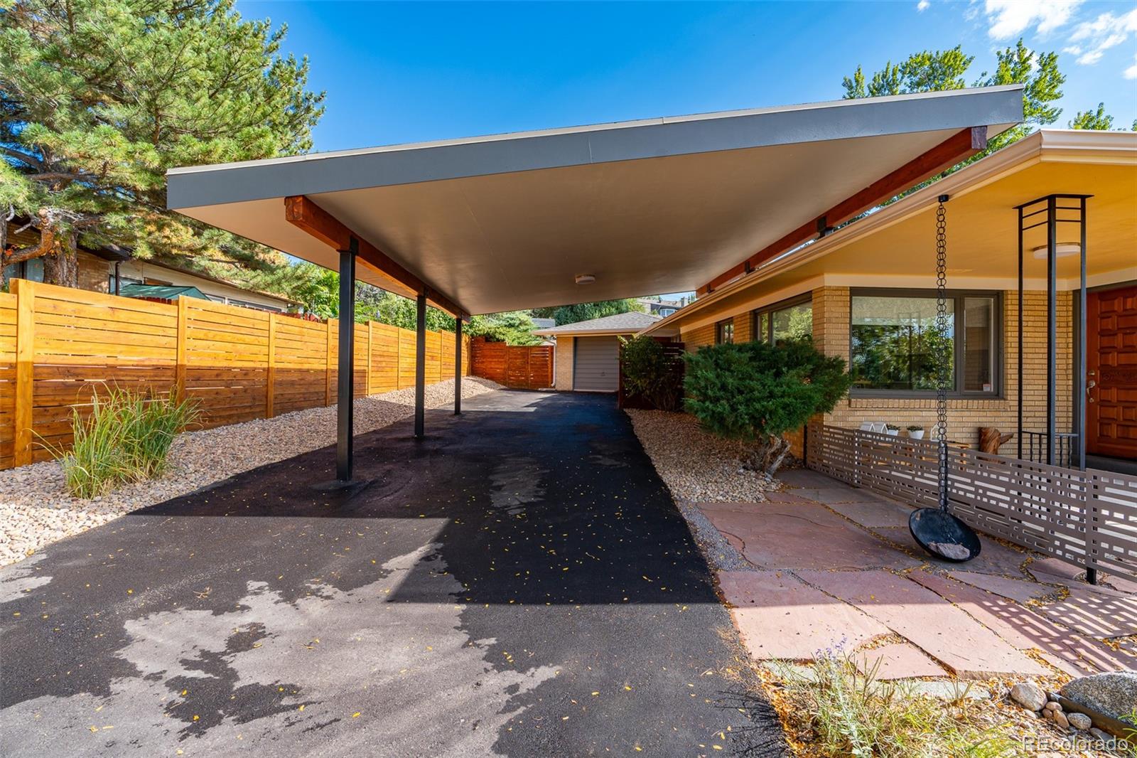 52 Hillside Drive