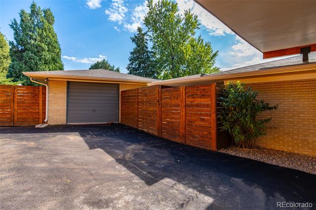 52 Hillside Drive