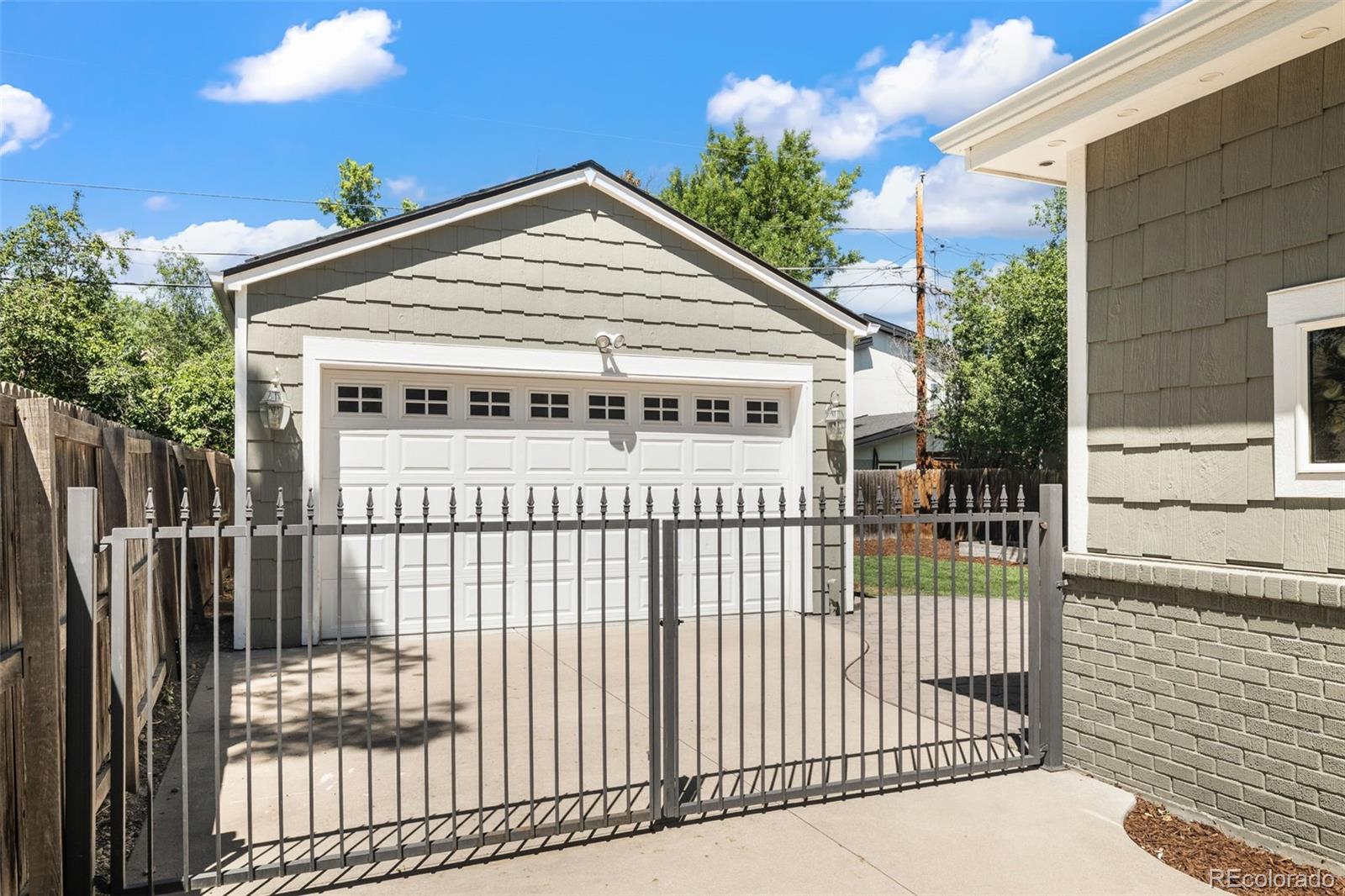 1075 Jersey Street