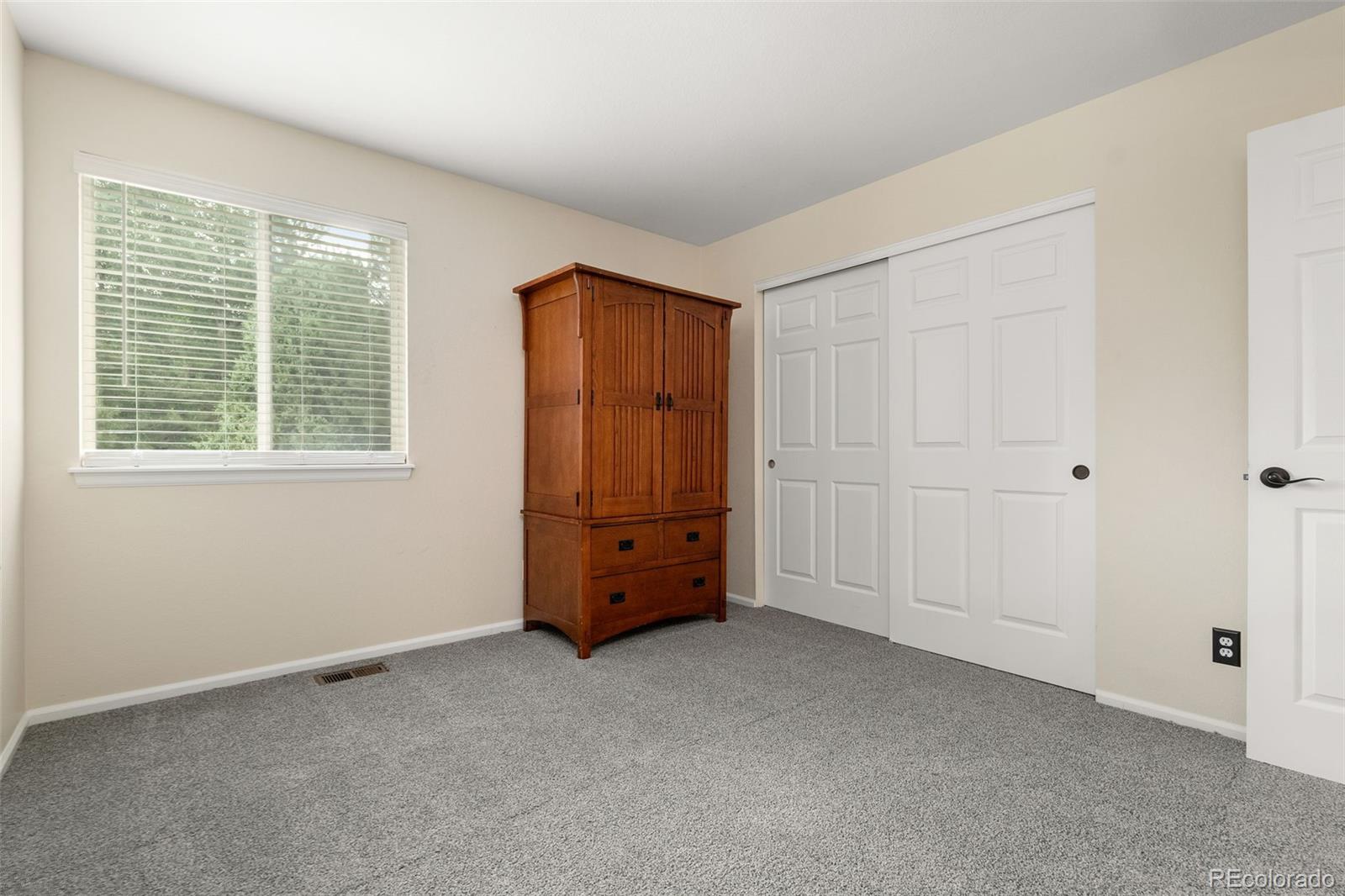 10425 Lions Heart