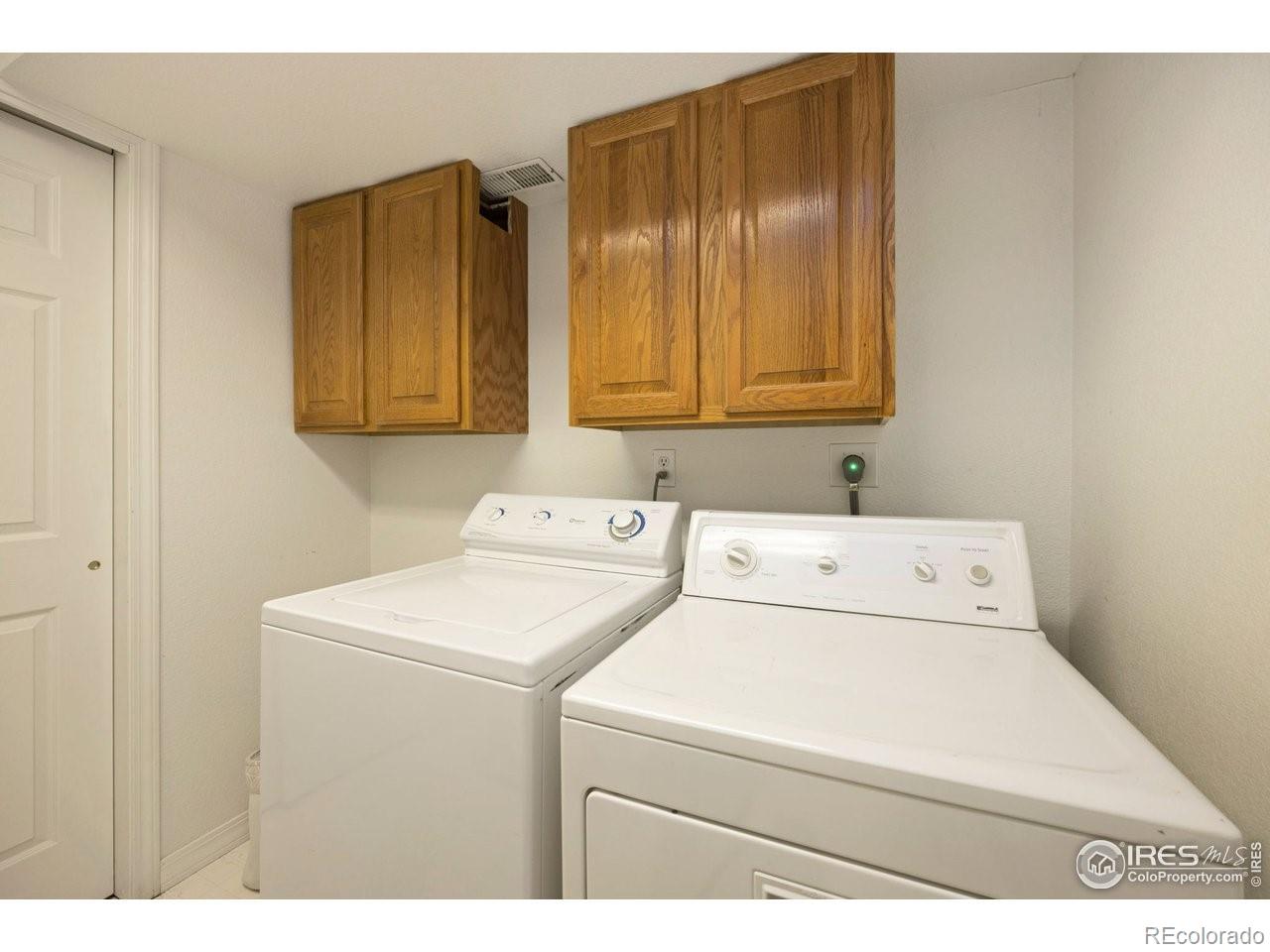 4500 Seneca Street Unit: 66