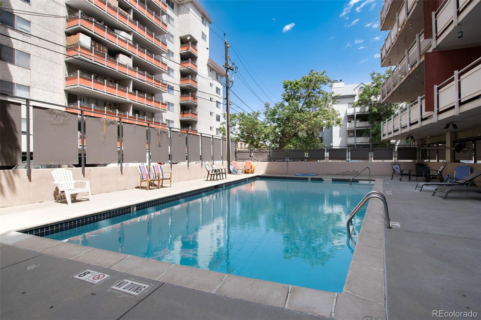 1121 Albion Street Unit: 404