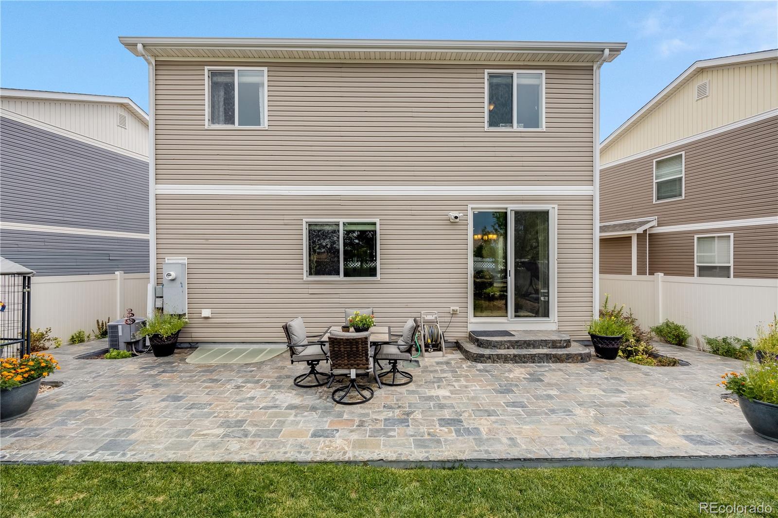 5569 Killarney Street
