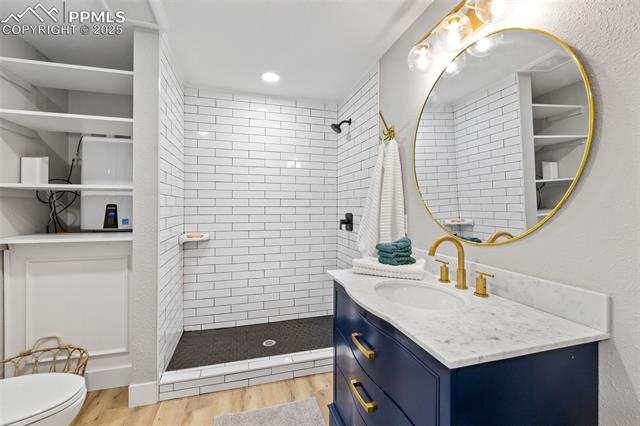 810 E Espanola Street