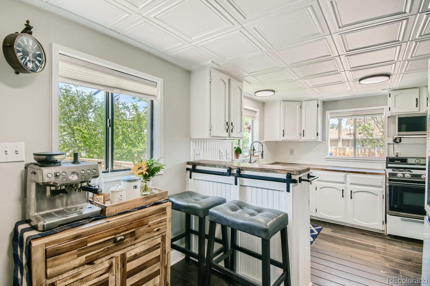 157 N 7th Avenue