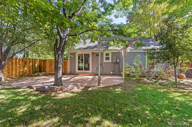 301 Van Buren Court