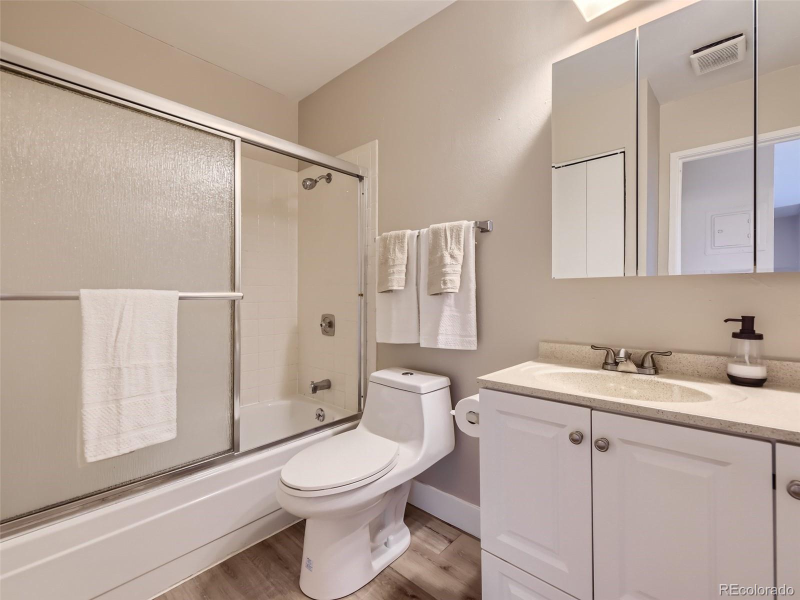 5995 W Hampden Avenue Unit: B23