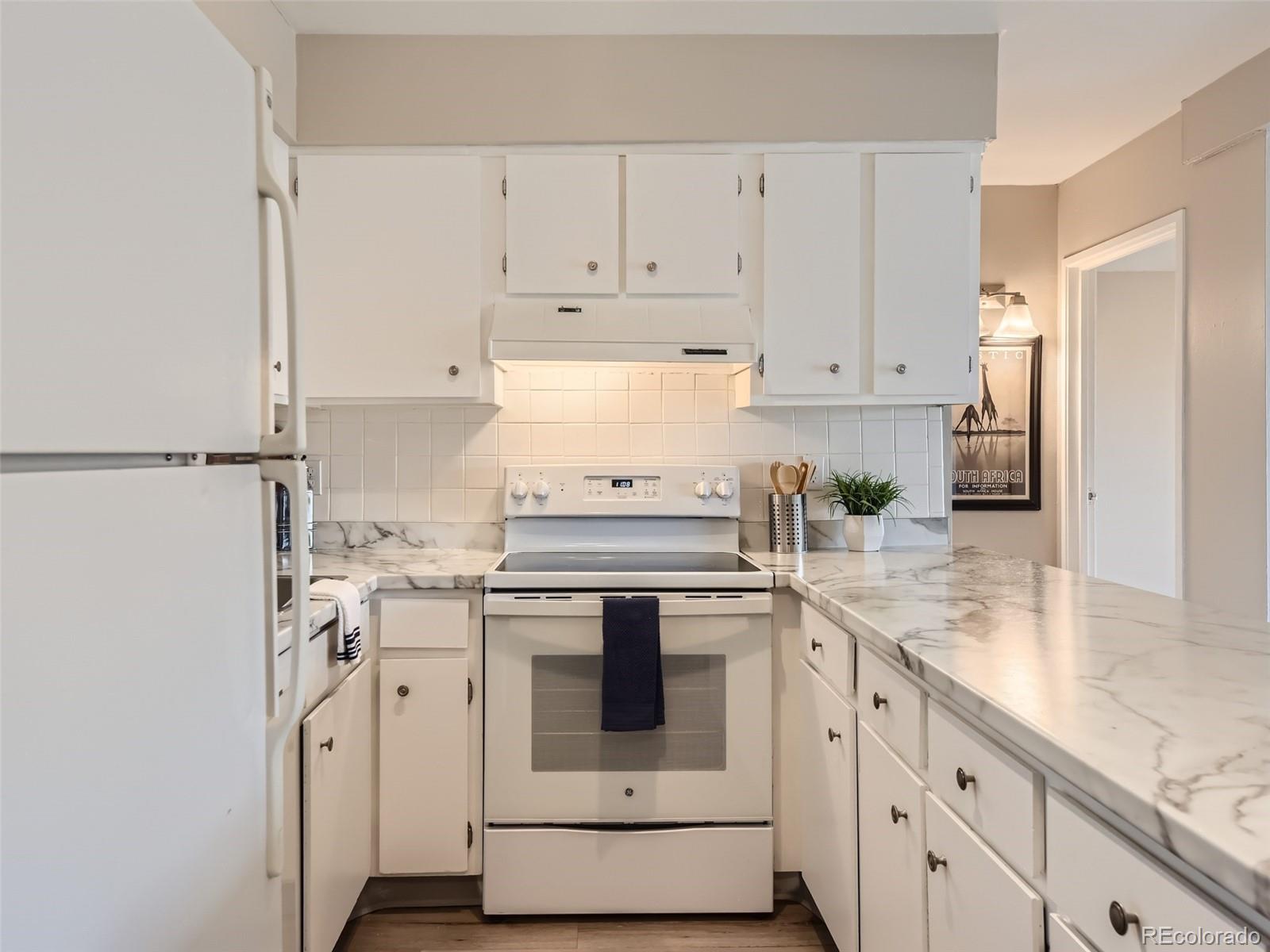5995 W Hampden Avenue Unit: B23