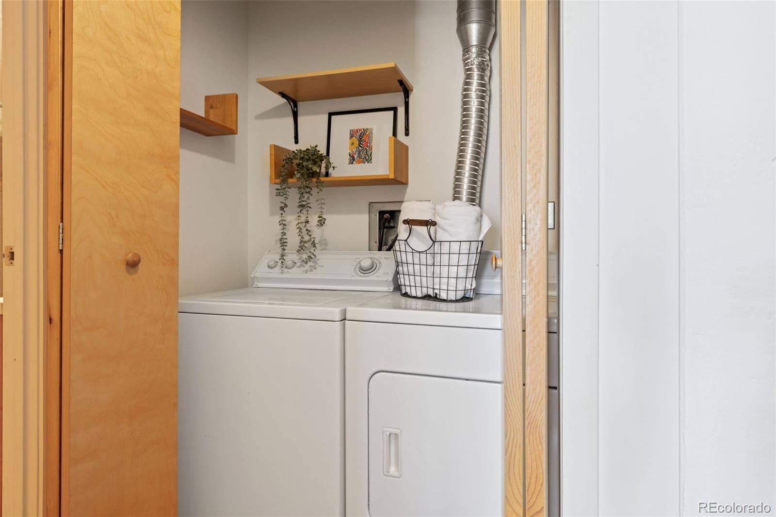 1800 Lawrence Street Unit: 408