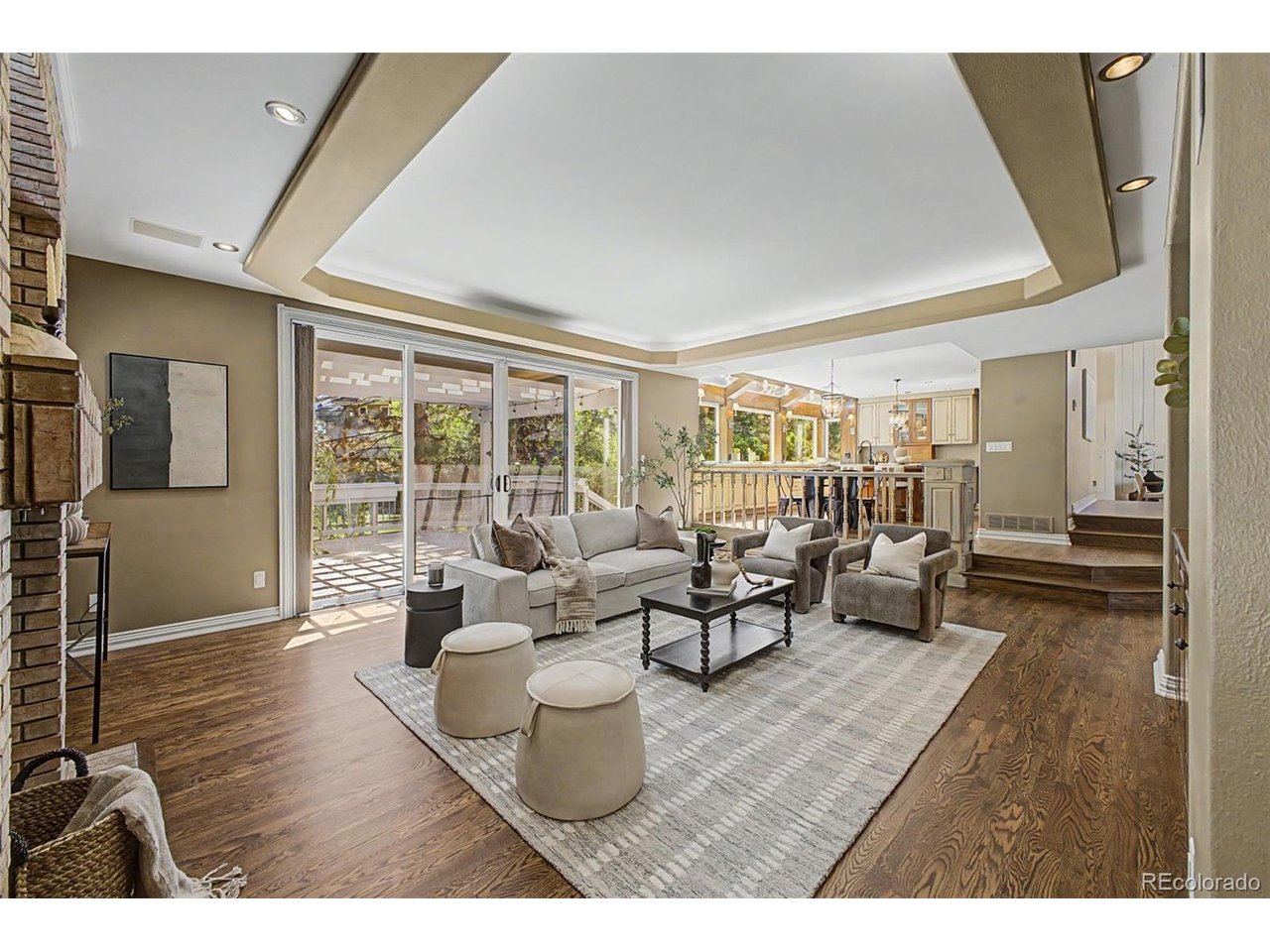 5238 E Nichols Dr