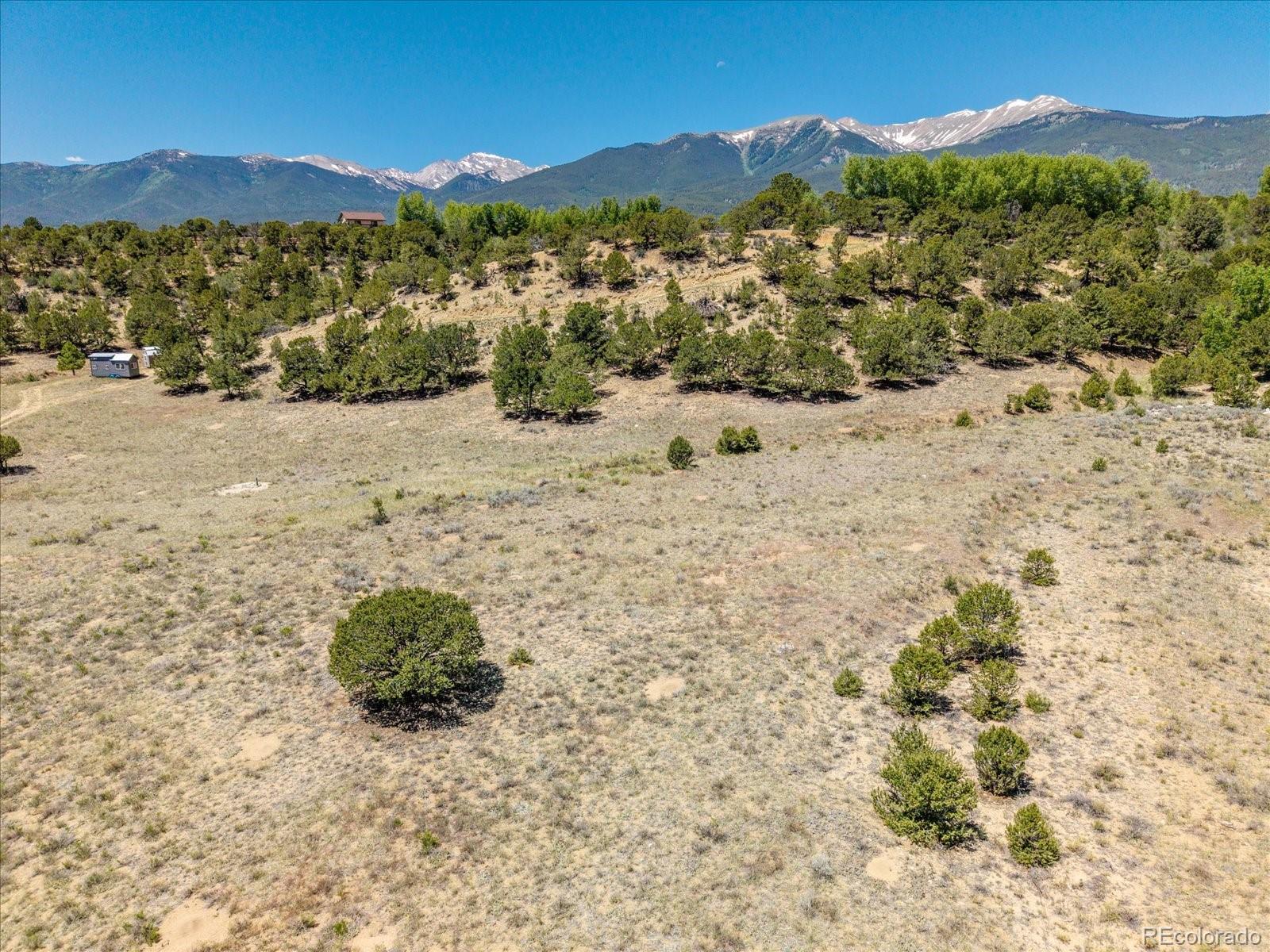 33077 US Highway 24