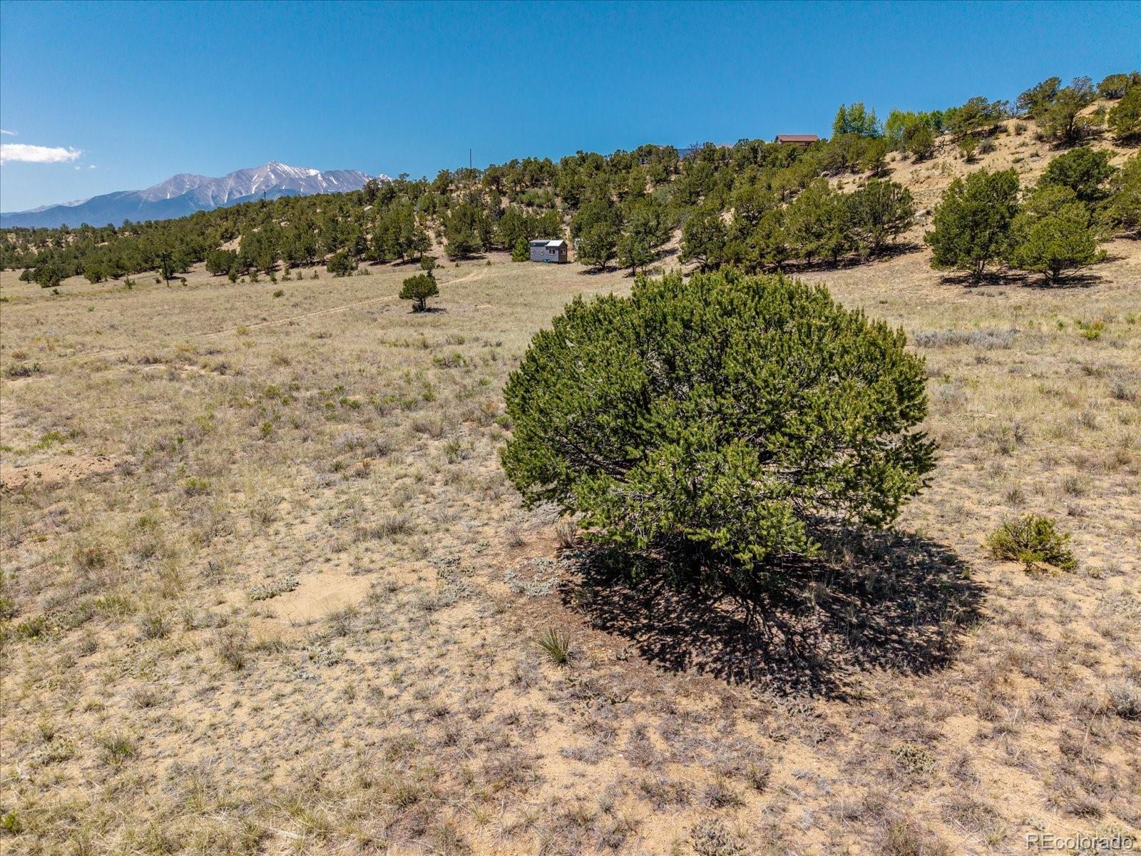 33077 US Highway 24