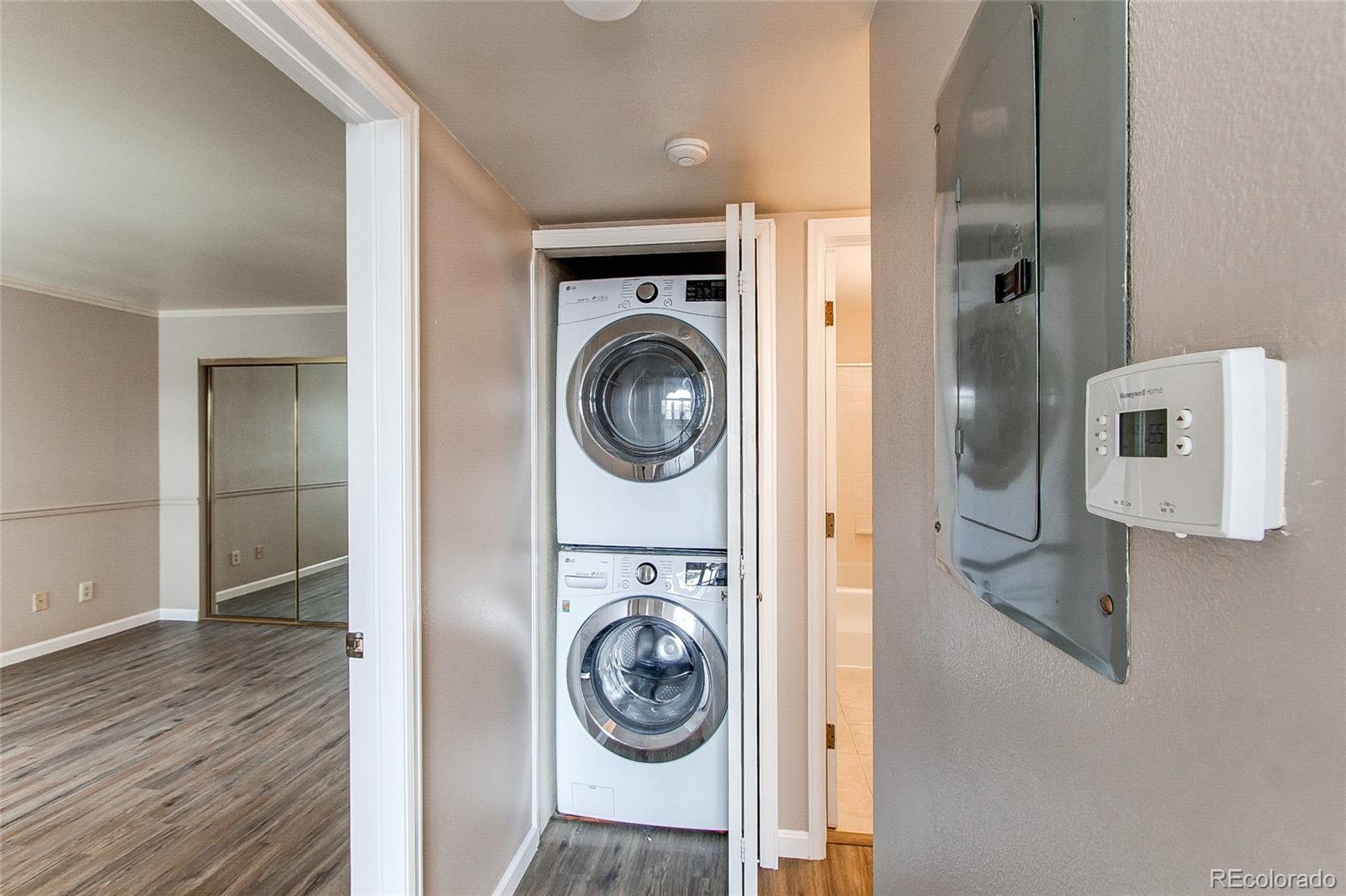 6776 S Ivy Street Unit: C2