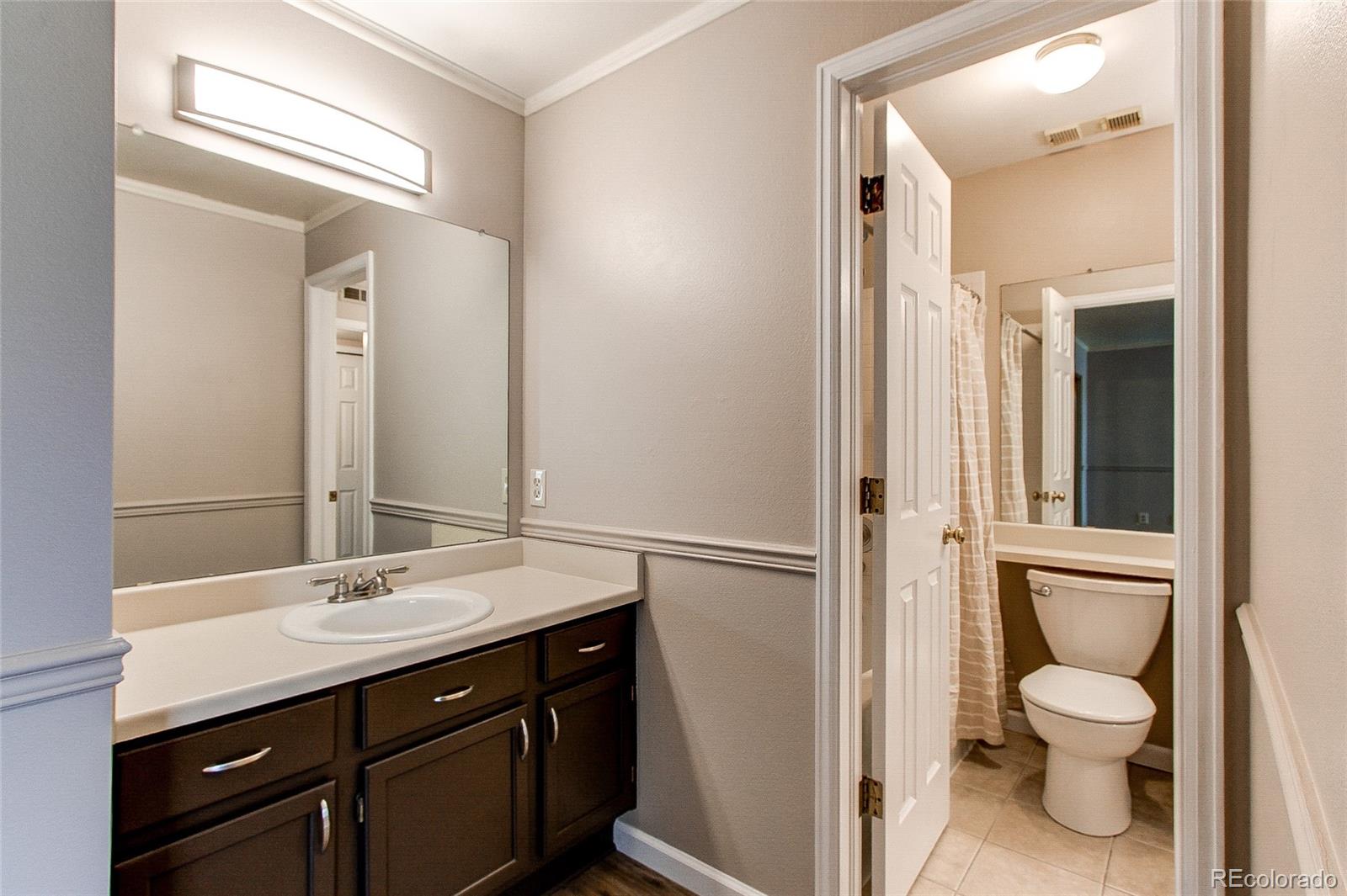 6776 S Ivy Street Unit: C2