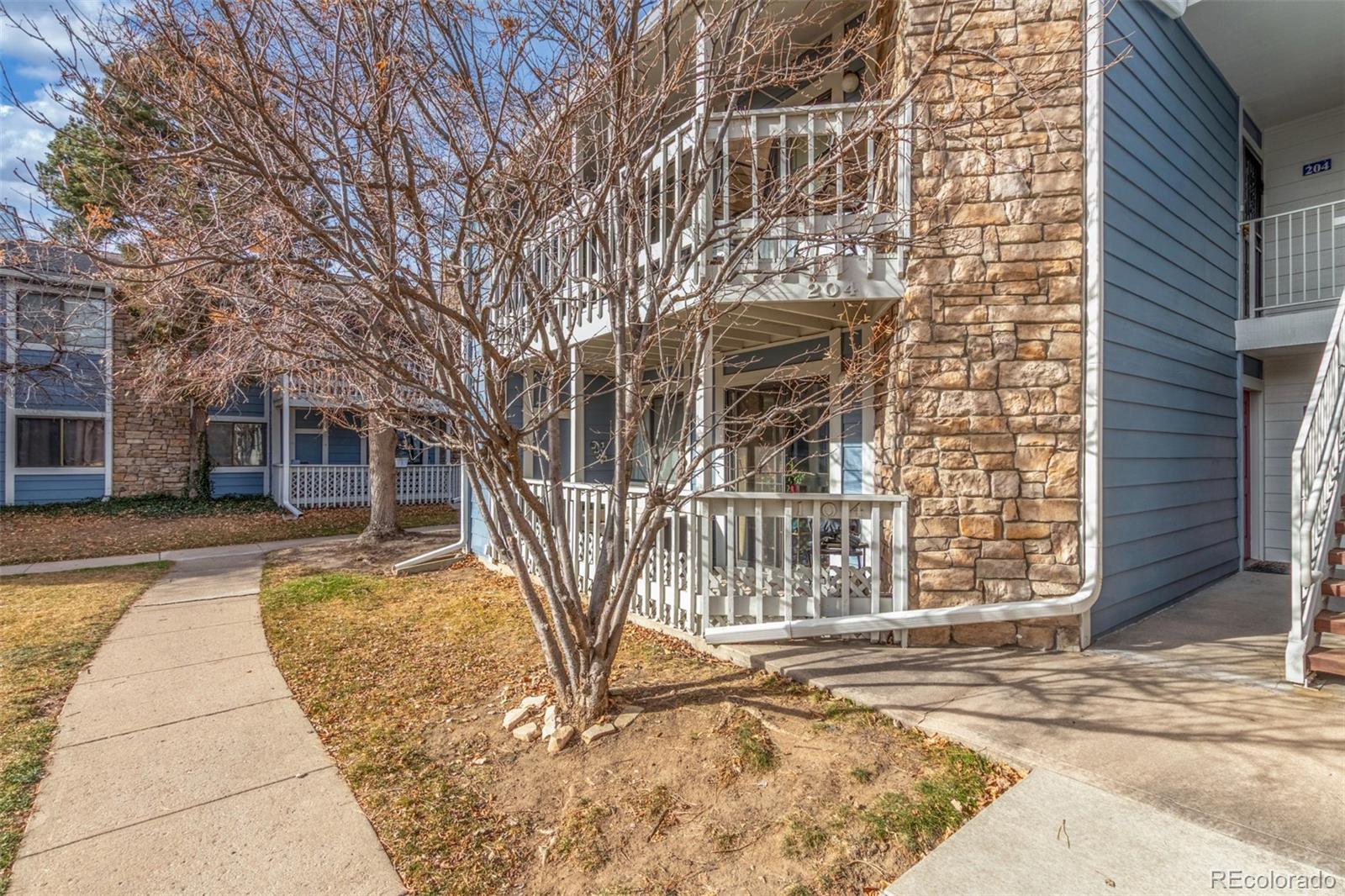 8335 Fairmount Drive Unit: 9-104