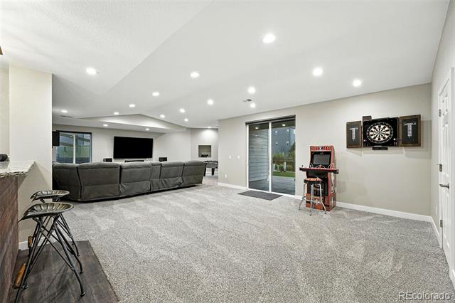 18541 W 93rd Place