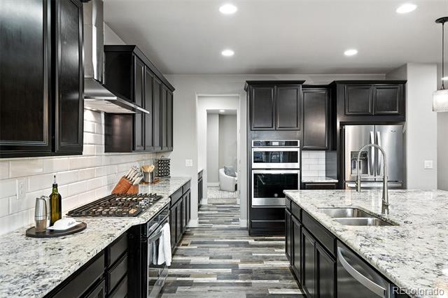 18541 W 93rd Place