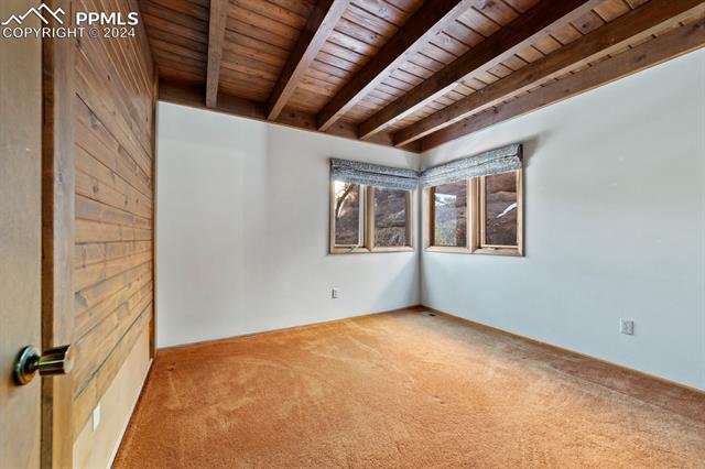 4924 W Chippewa Drive