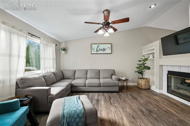 3175 Richmond Drive