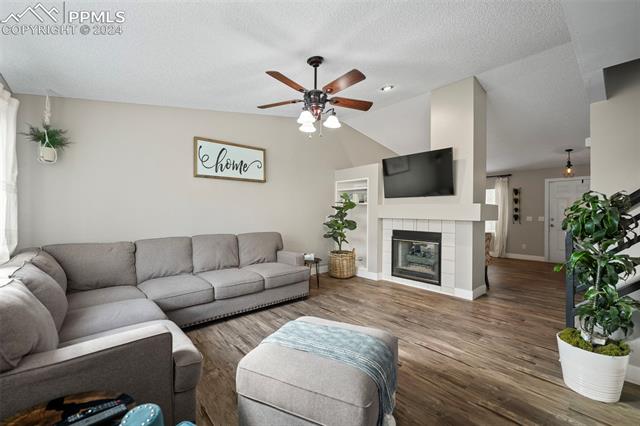 3175 Richmond Drive