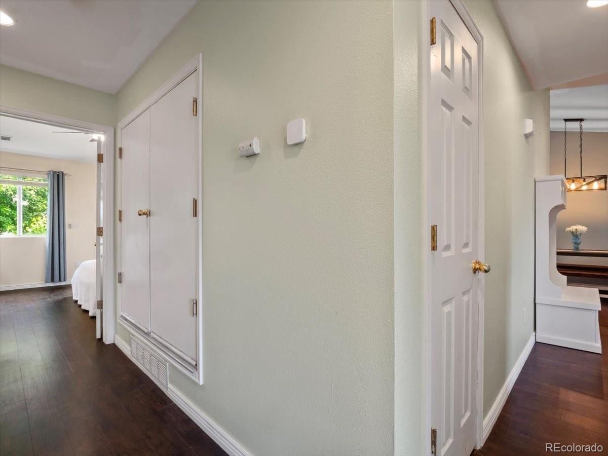 4276 S Eldridge Street Unit: 202