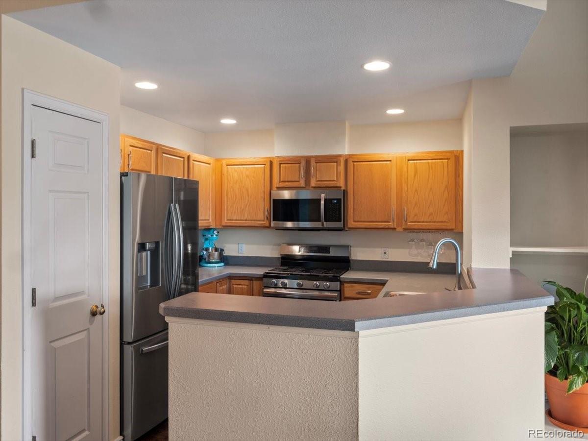 4276 S Eldridge Street Unit: 202