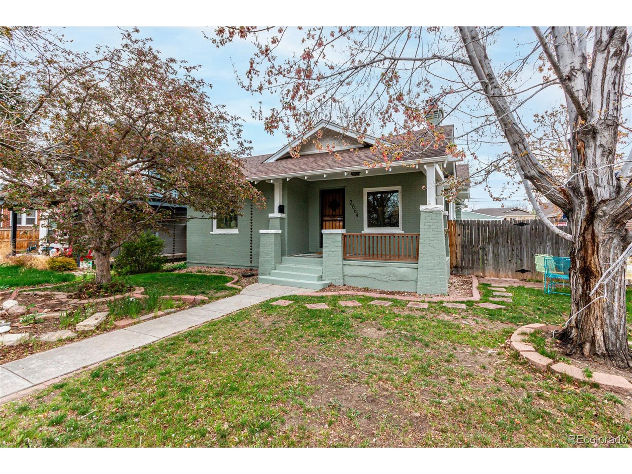 2664 Dahlia St