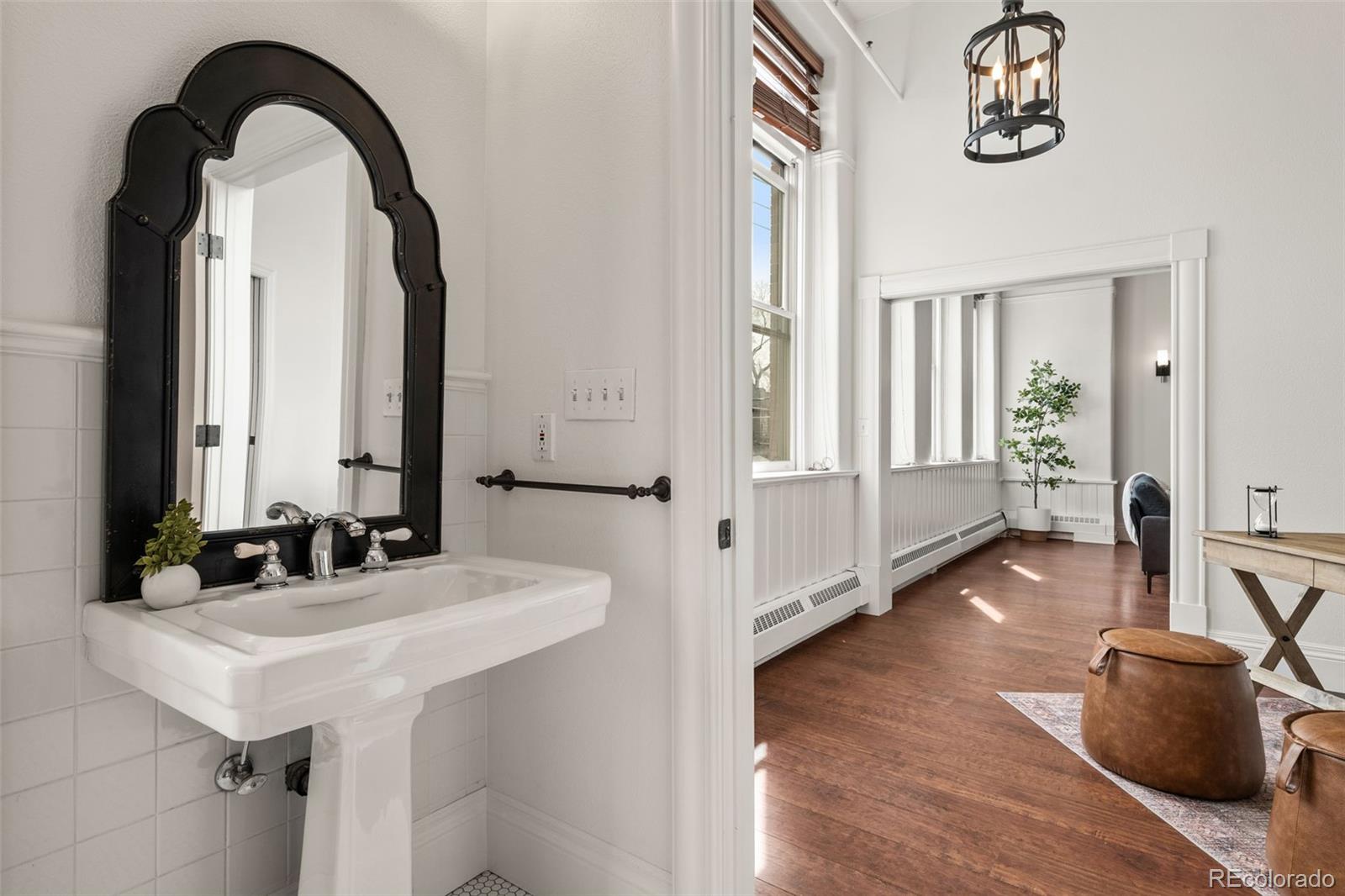 1140 Columbine Street Unit: 206