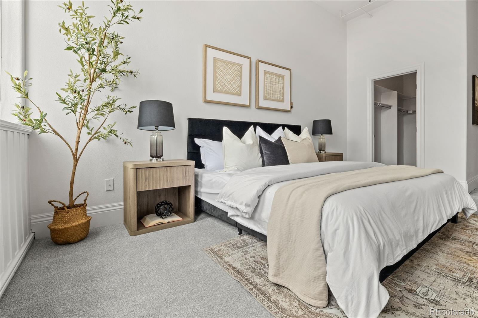 1140 Columbine Street Unit: 206