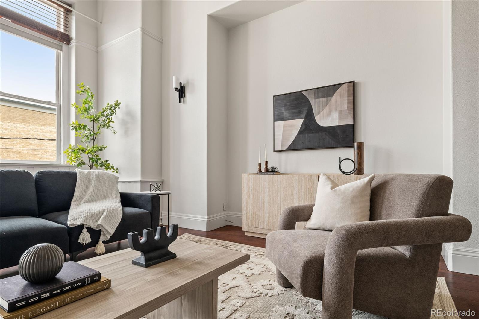 1140 Columbine Street Unit: 206