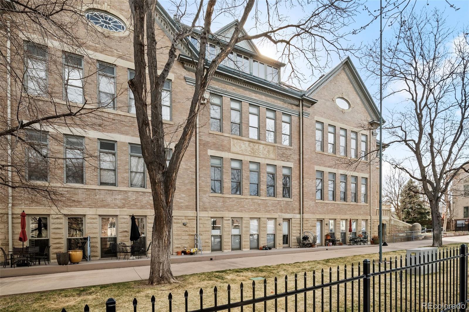 1140 Columbine Street Unit: 206